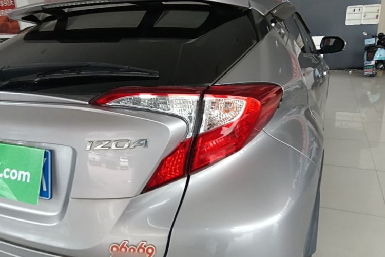 Used Toyota IZOA 2018 2.0L Yichi Version China VI Standard Right Rear Taillight