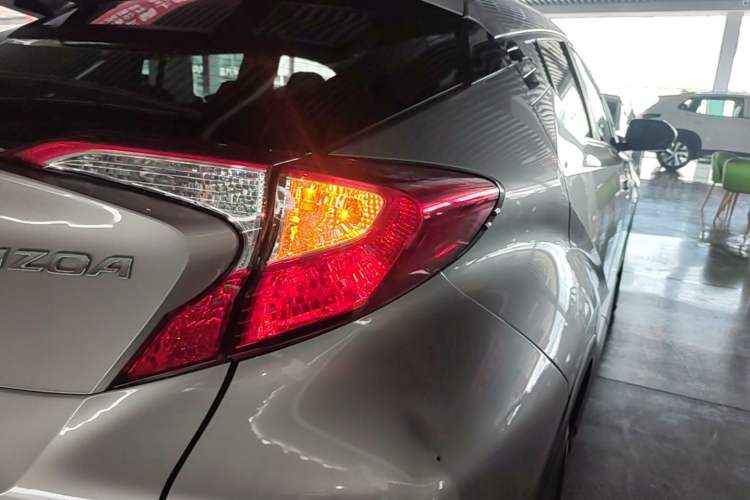 Used Toyota IZOA 2018 2.0L Yichi Edition China V Standard Right Rear Taillight