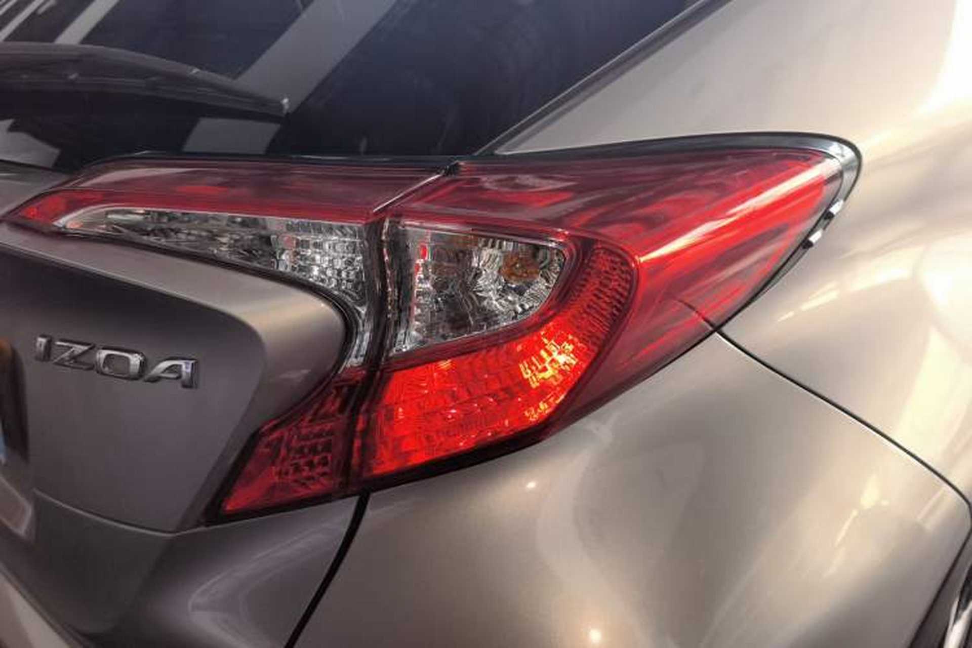 Used Toyota IZOA 2018 2.0L Yichi Edition China V Standard Right Rear Taillight