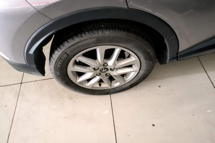 Used Toyota IZOA 2018 2.0L Yidong Version China V Standard Right Rear Wheel Hub