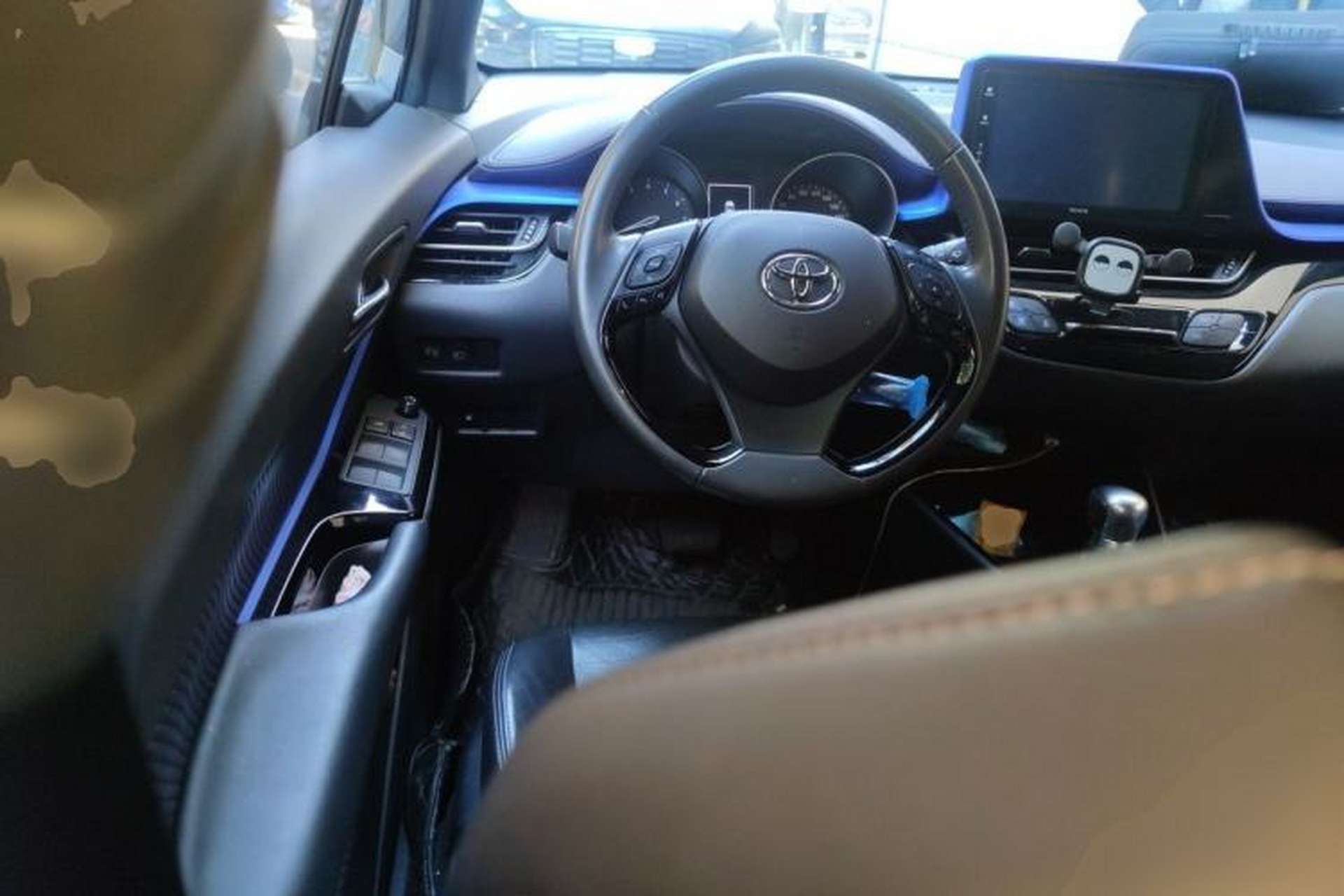Used Toyota IZOA 2018 2.0L Yichi Version China VI Standard Steering Wheel