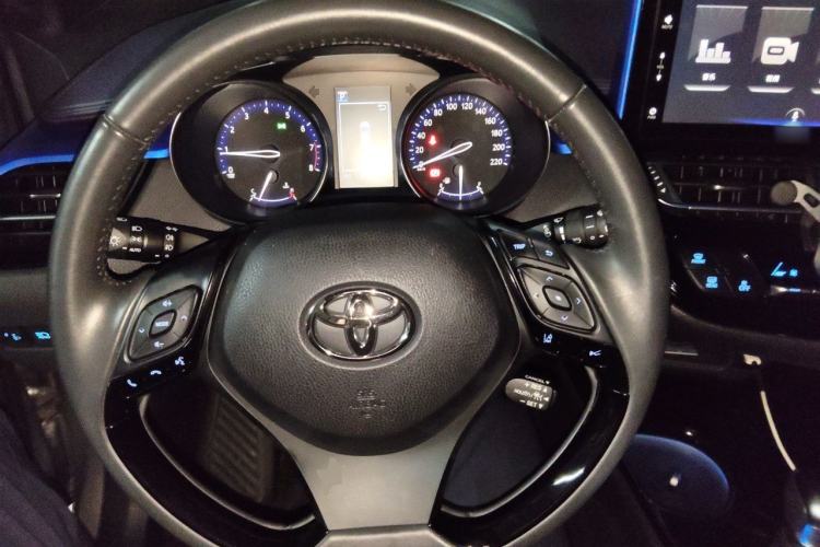 Used Toyota IZOA 2018 2.0L Yichi Edition China V Standard Steering Wheel