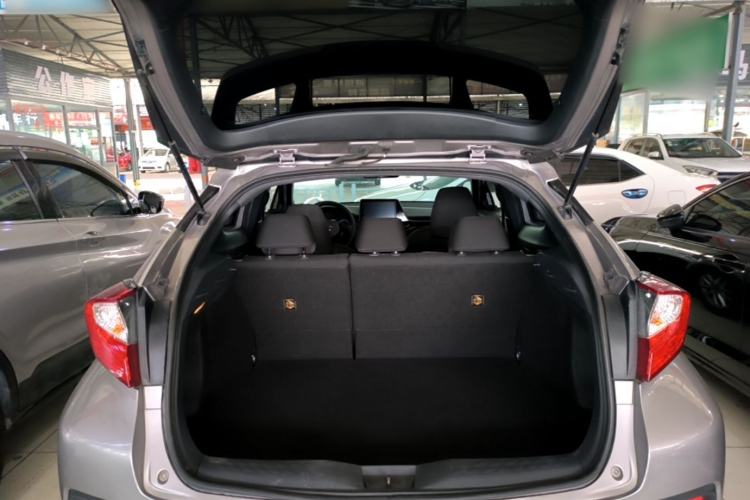 Used Toyota IZOA 2018 2.0L Yidong Version China V Standard Trunk