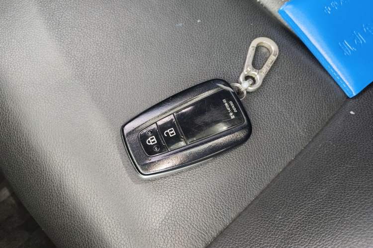 Used Toyota IZOA 2018 2.0L Yichi Edition China V Standard Vehicle Key