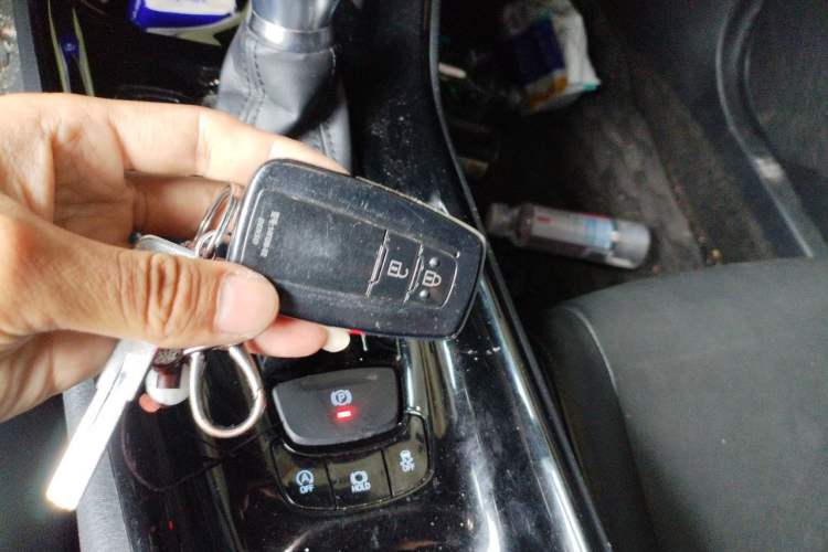 Used Toyota IZOA 2018 2.0L Yichi Edition China V Standard Vehicle Key