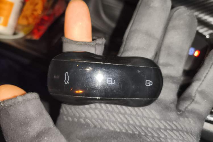 Used Toyota IZOA 2018 2.0L Yichi Version China VI Standard Vehicle Key