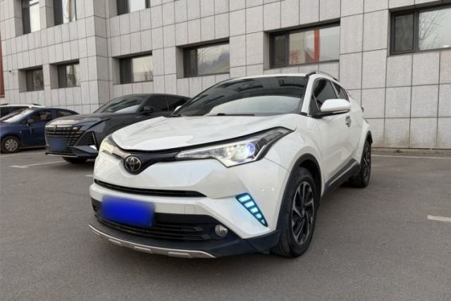 Used Toyota IZOA 2018 2.0L Yichi Edition China V Standard