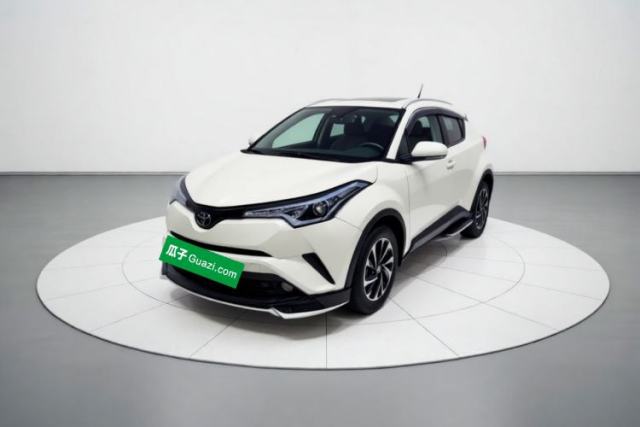 Used Toyota IZOA 2018 2.0L Yichi Version China VI Standard