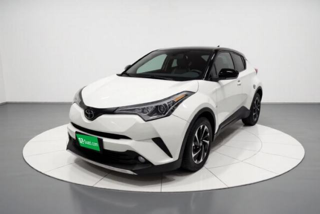 Gebrauchter Toyota IZOA 2018 2.0L Yixuan Sunroof Version China V Standard