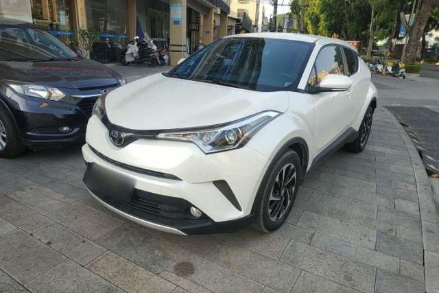 Used Toyota IZOA 2018 2.0L Yichi Edition China V Standard