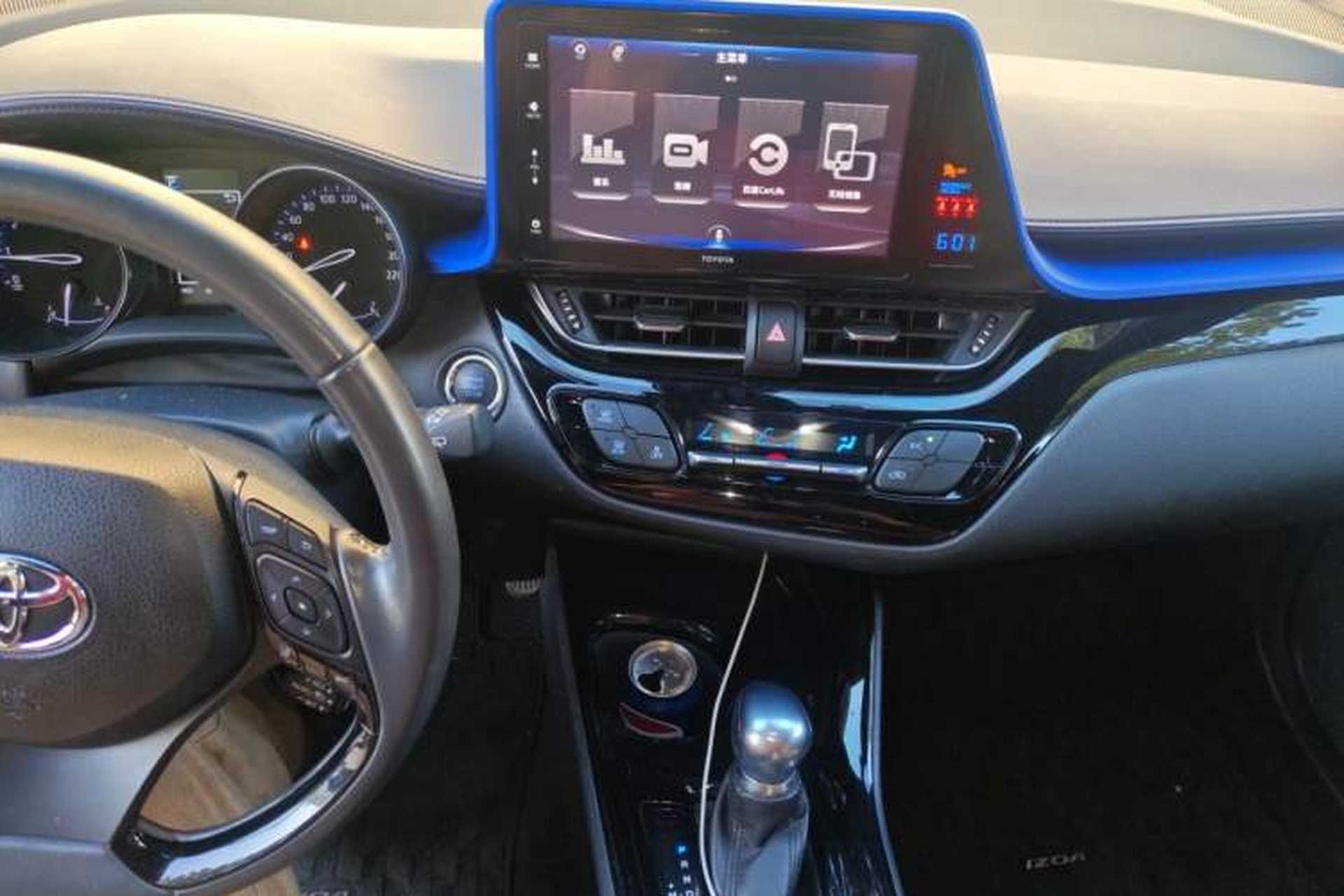 Used Toyota IZOA 2018 2.0L Yichi Version China VI Standard Audio And AC Panel