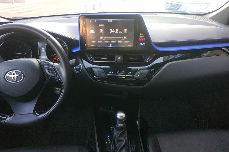 Used Toyota IZOA 2018 2.0L Yichi Edition China V Standard Audio And AC Panel