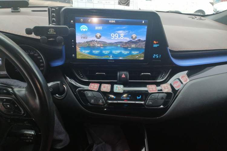 Used Toyota IZOA 2018 2.0L Yichi Edition China V Standard Audio And AC Panel