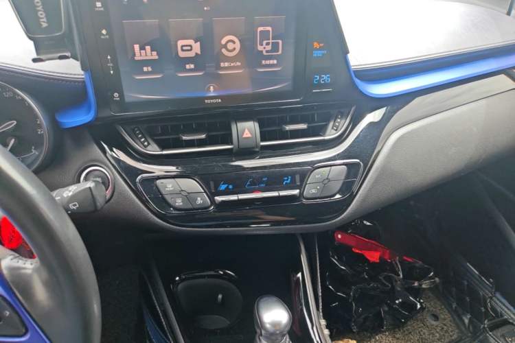 Used Toyota IZOA 2018 2.0L Yichi Edition China V Standard Audio And AC Panel