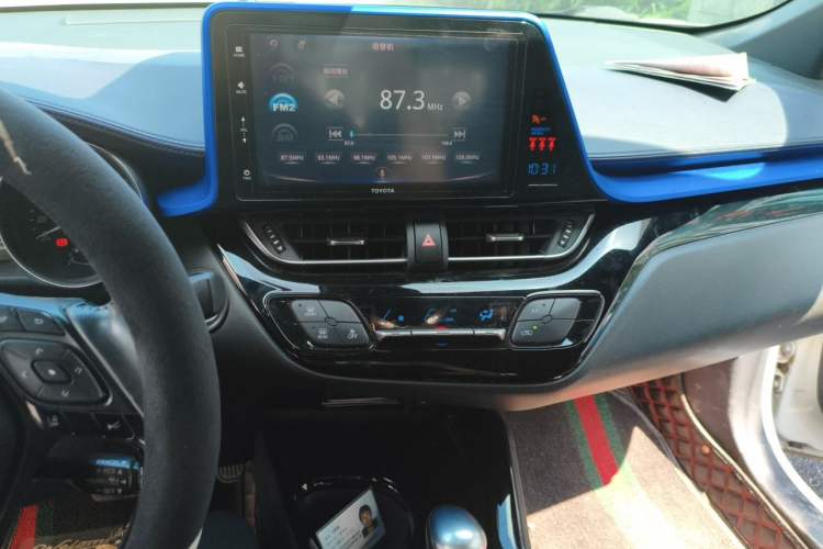 Used Toyota IZOA 2018 2.0L Yichi Version China VI Standard Audio And AC Panel