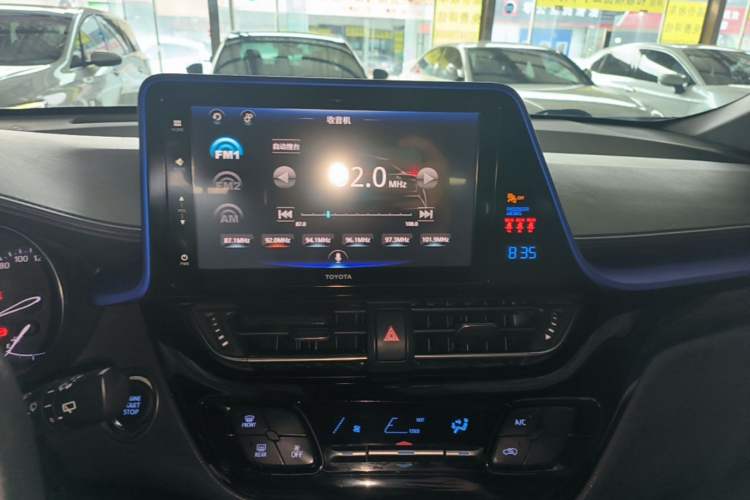 Used Toyota IZOA 2018 2.0L Yichi Edition China V Standard Audio And AC Panel