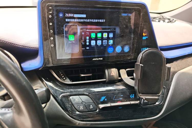 Used Toyota IZOA 2018 2.0L Yichi Version China VI Standard Audio And AC Panel