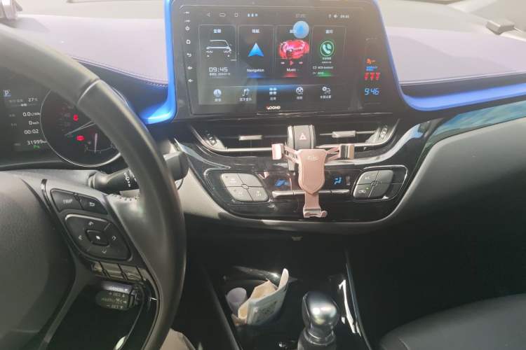 Used Toyota IZOA 2018 2.0L Yichi Edition China V Standard Audio And AC Panel