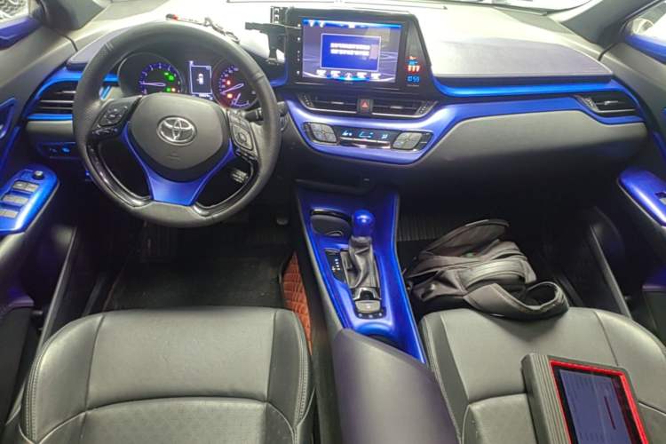 Used Toyota IZOA 2018 2.0L Yichi Edition China V Standard Center Console