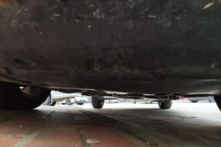 Used Toyota IZOA 2018 2.0L Yichi Edition China V Standard Chassis Front