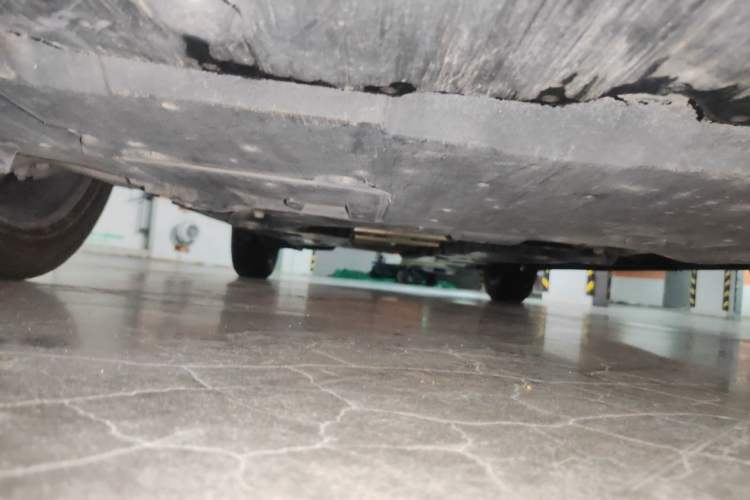 Used Toyota IZOA 2018 2.0L Yichi Edition China V Standard Chassis Front