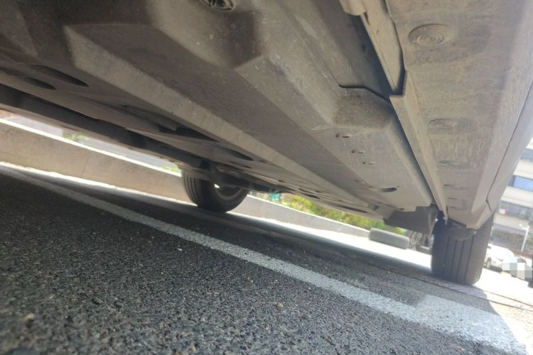Used Toyota IZOA 2018 2.0L Yichi Edition China V Standard Chassis Front Left