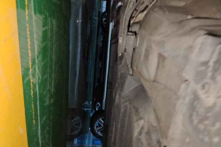 Used Toyota IZOA 2018 2.0L Yixuan Version China VI Standard Chassis Front Left