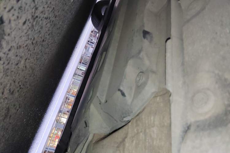 Used Toyota IZOA 2018 2.0L Yichi Edition China V Standard Chassis Front Right