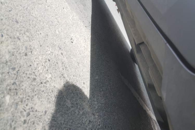 Used Toyota IZOA 2018 2.0L Yixuan Sunroof Version China VI Standard Chassis Front Right