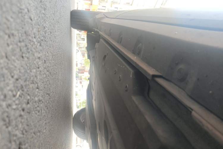 Used Toyota IZOA 2018 2.0L Yidong Version China V Standard Chassis Front Right