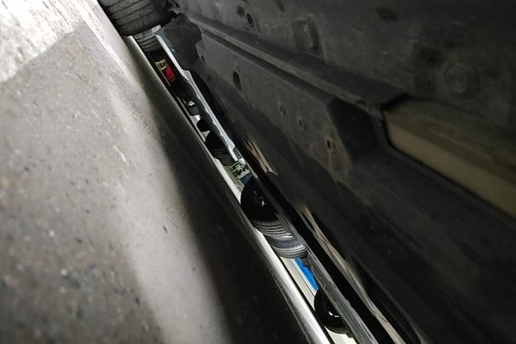 Used Toyota IZOA 2018 2.0L Yichi Version China VI Standard Chassis Front Right
