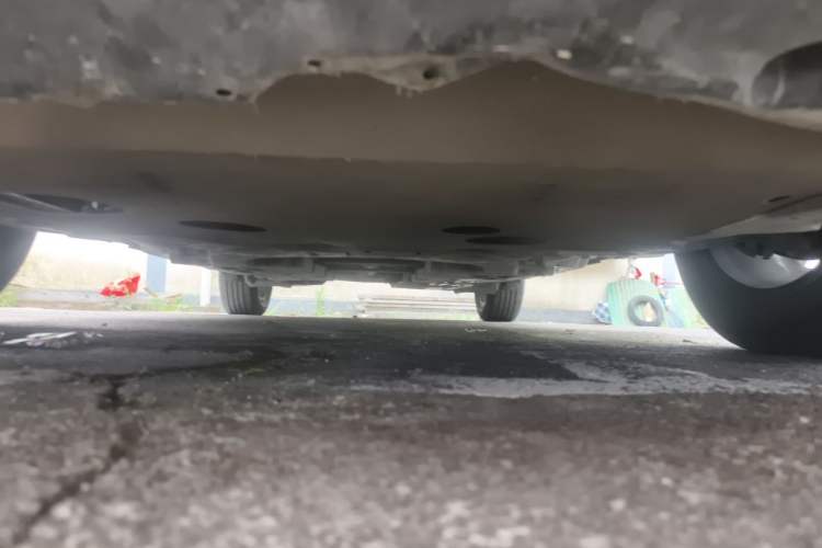 Used Toyota IZOA 2018 2.0L Yixuan Sunroof Version China VI Standard Chassis Front