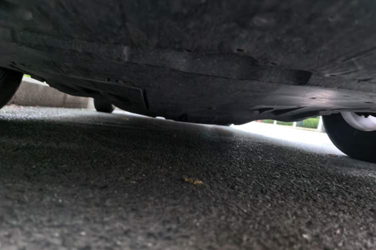 Used Toyota IZOA 2018 2.0L Yichi Version China VI Standard Chassis Front