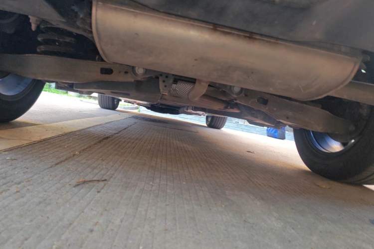 Used Toyota IZOA 2018 2.0L Yichi Version China VI Standard Chassis Rear