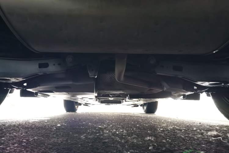 Used Toyota IZOA 2018 2.0L Yichi Edition China V Standard Chassis Rear