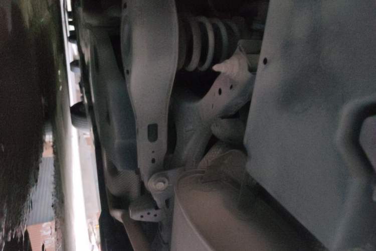 Used Toyota IZOA 2018 2.0L Yichi Version China VI Standard Chassis Rear