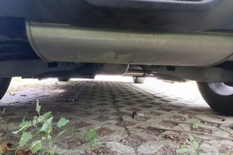 Used Toyota IZOA 2018 2.0L Yichi Version China VI Standard Chassis Rear