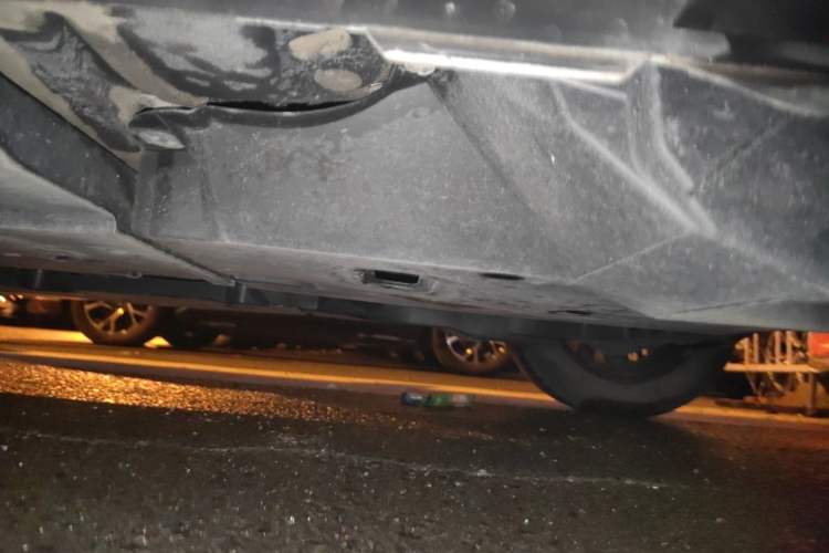 Used Toyota IZOA 2018 2.0L Yichi Version China VI Standard Chassis Rear Left
