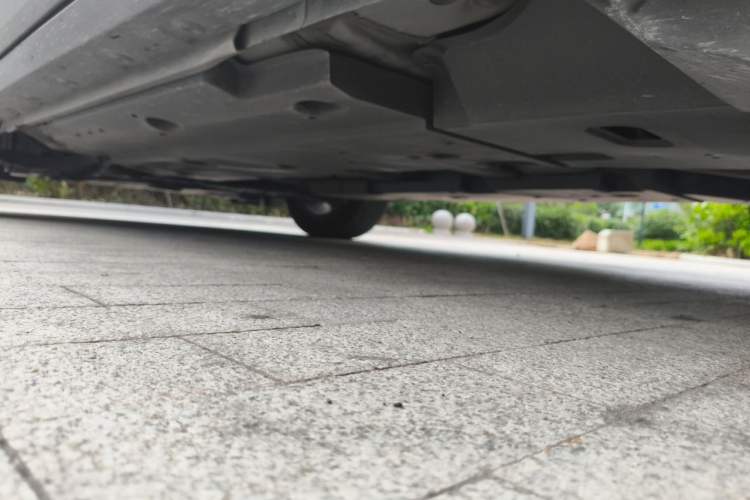 Used Toyota IZOA 2018 2.0L Yichi Version China VI Standard Chassis Rear Left