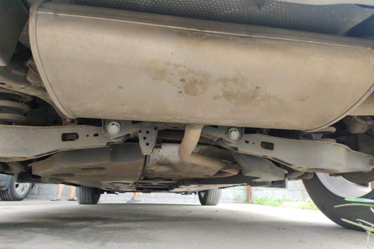 Used Toyota IZOA 2018 2.0L Yichi Version China VI Standard Chassis Rear