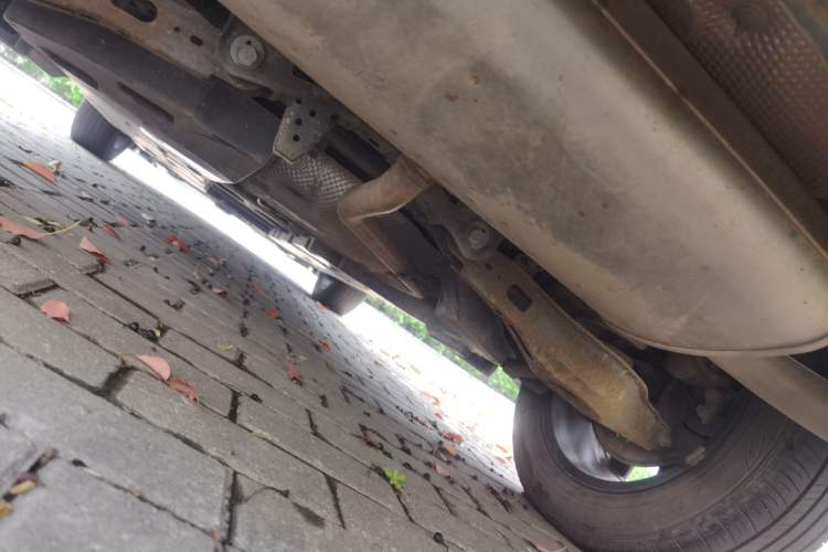 Used Toyota IZOA 2018 2.0L Yichi Version China VI Standard Chassis Rear