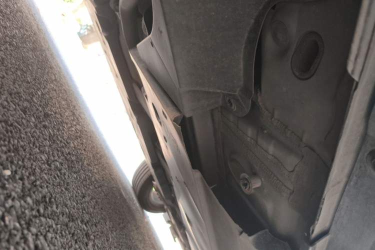 Used Toyota IZOA 2018 2.0L Yichi Version China VI Standard Chassis Rear Right