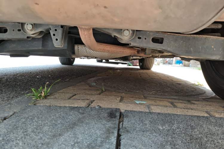 Used Toyota IZOA 2018 2.0L Yichi Version China VI Standard Chassis Rear