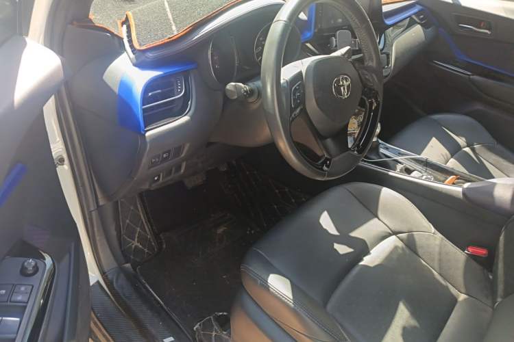Used Toyota IZOA 2018 2.0L Yichi Edition China V Standard Driver Seat