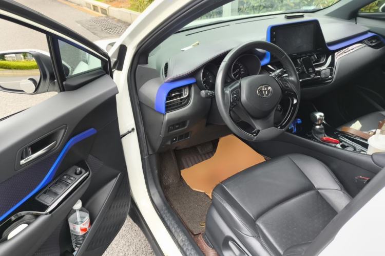 Used Toyota IZOA 2018 2.0L Yichi Edition China V Standard Driver Seat