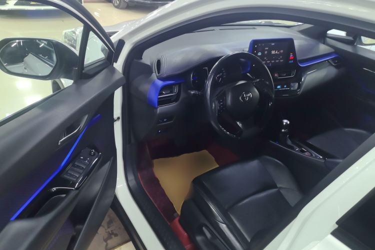 Used Toyota IZOA 2018 2.0L Yichi Edition China V Standard Driver Seat