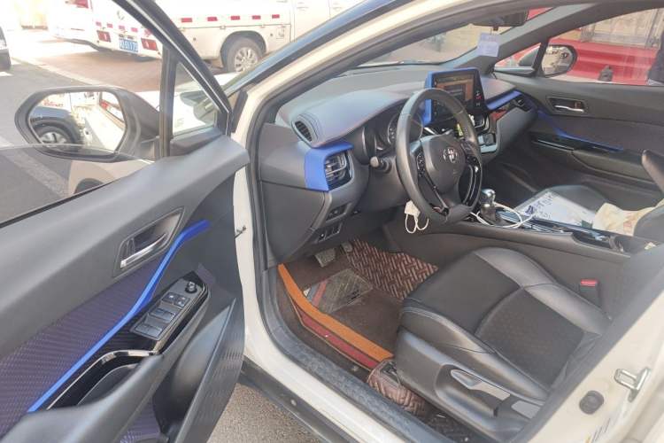 Used Toyota IZOA 2018 2.0L Yidong Version China V Standard Driver Seat