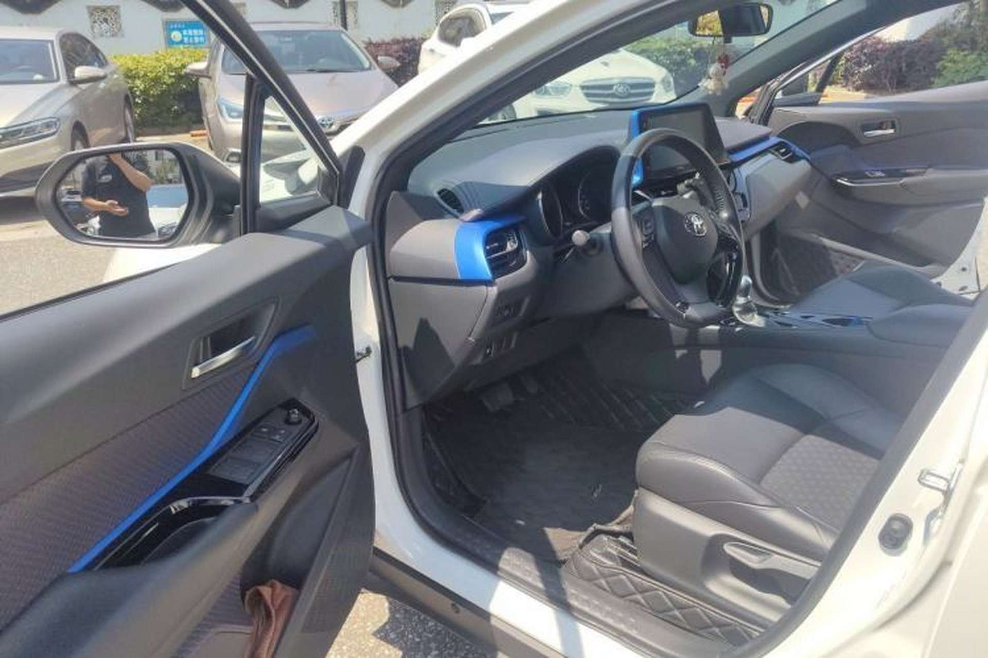 Used Toyota IZOA 2018 2.0L Yichi Version China VI Standard Driver Seat