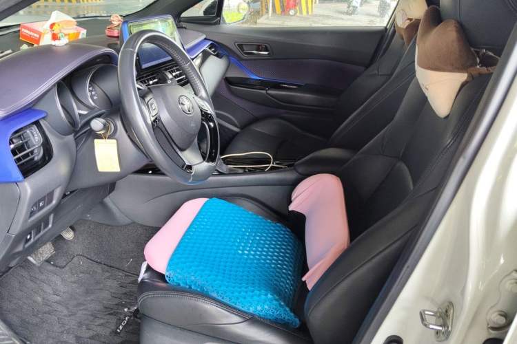 Used Toyota IZOA 2018 2.0L Yichi Version China VI Standard Driver Seat