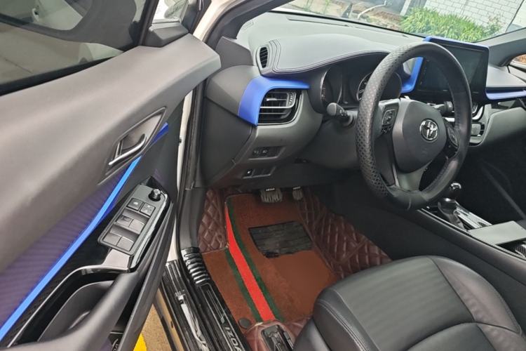 Used Toyota IZOA 2018 2.0L Yichi Edition China V Standard Driver Seat